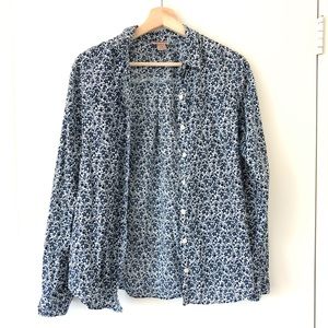 Mossimo blue and white floral button down shirt